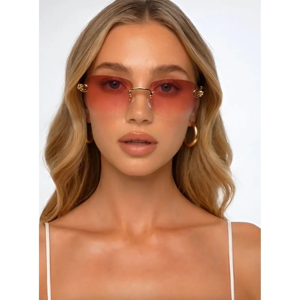 Pink Sunglasses Fashion Women Trendy Sun Glasses Retro Luxury UV400 Protect 2026
